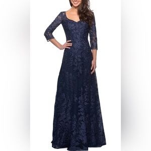 La Femme Navy Floral Embroidered Mesh A-Line Gown Size 6 NWOT
